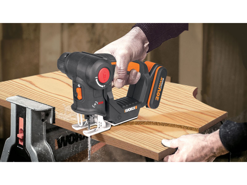 Лобзик аккумуляторный-сабельная пила WORX Axis WX550.9