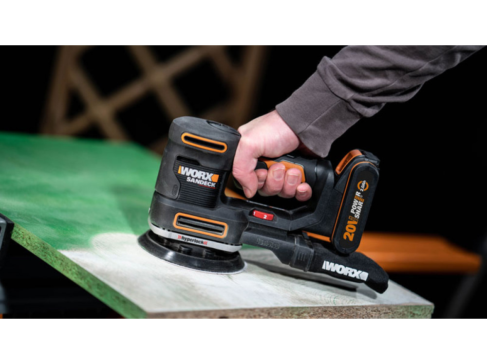 Виброшлифмашина аккумуляторная WORX WX820 Виброшлифмашина аккумуляторная WORX WX820