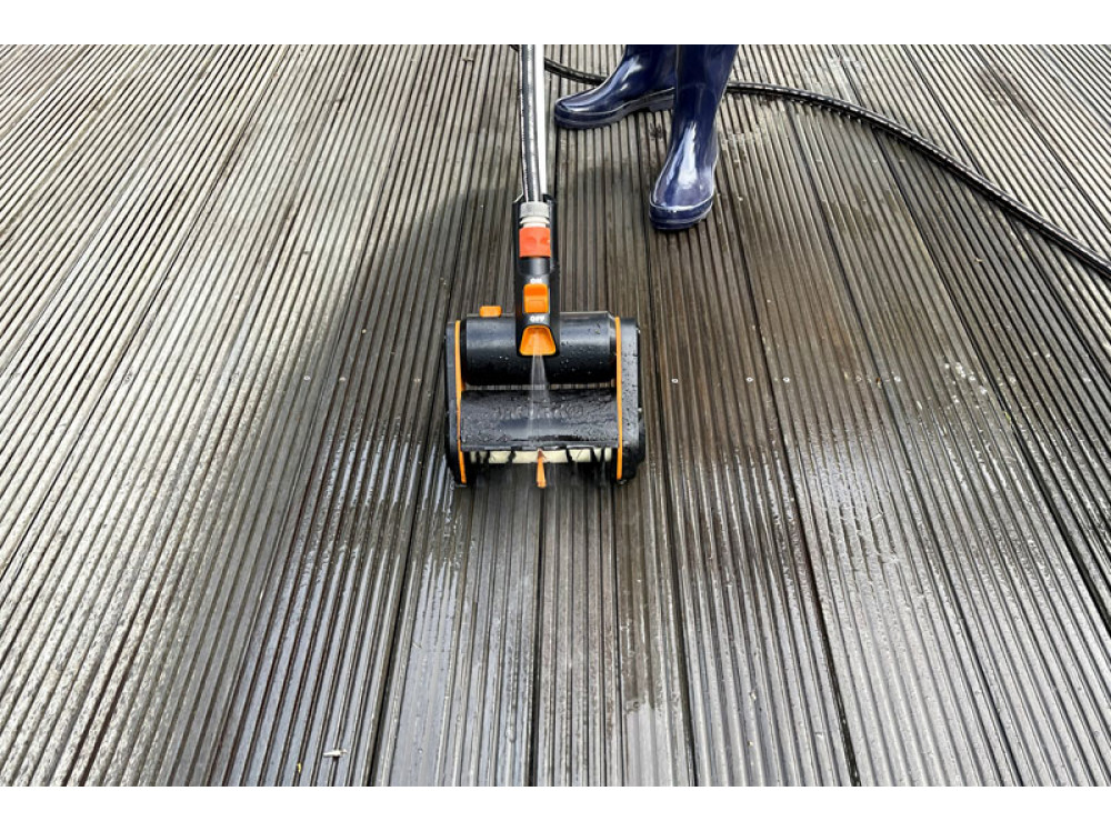 Щетка для чистки дорожек WORX WG441E