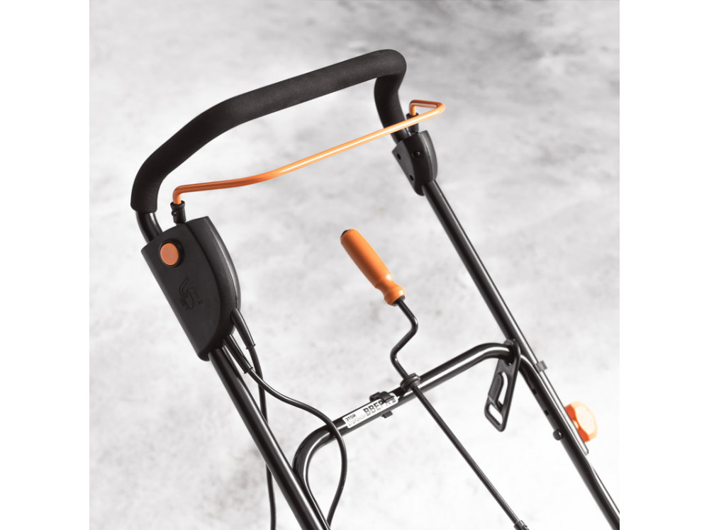 Снегоуборщик электрический WORX WG450E 1600Вт Снегоуборщик электрический WORX WG450E 1600Вт