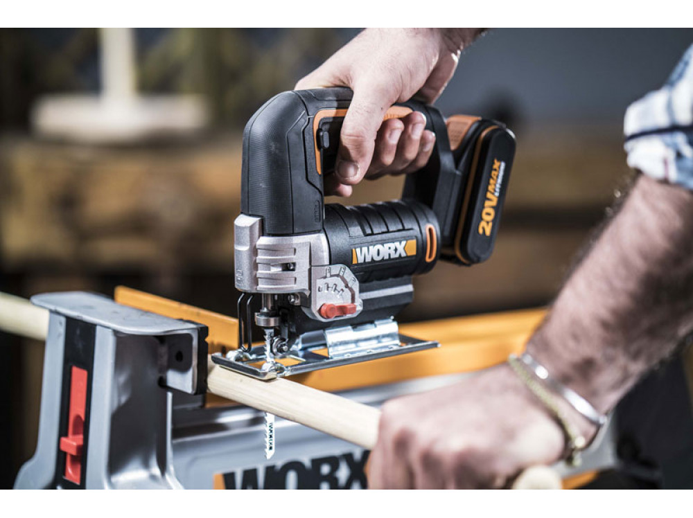 Лобзик аккумуляторный WORX WX543 Лобзик аккумуляторный WORX WX543
